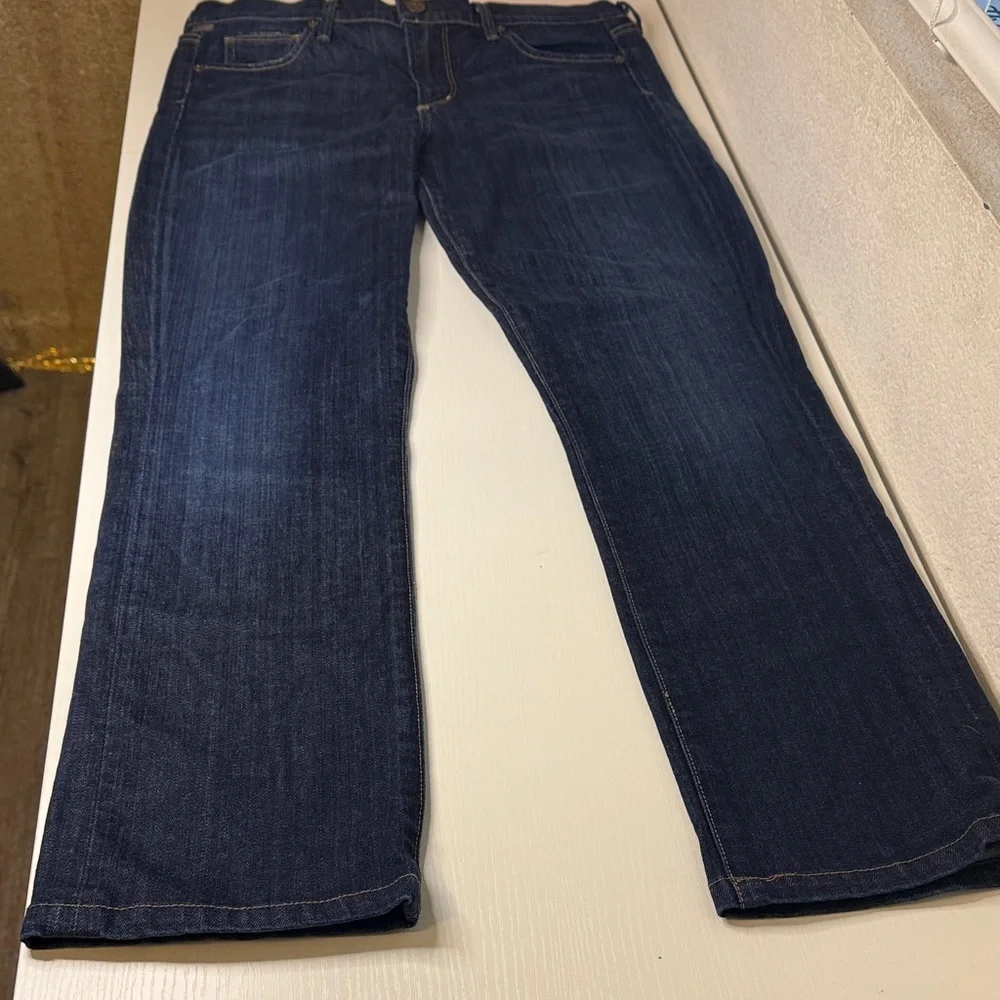 Women's Straight Leg, medium rise Jeans - Blue